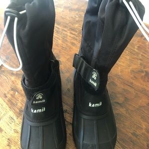 Youth after ski boot